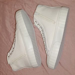 STEVE MADDEN👣 Chanced Sneaks in White
